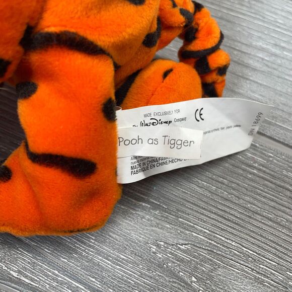 Vintage 1999 Winnie the Pooh Dress Up Tigger Beanbag Plush Tiger Orange Stripes - Picture 6 of 7